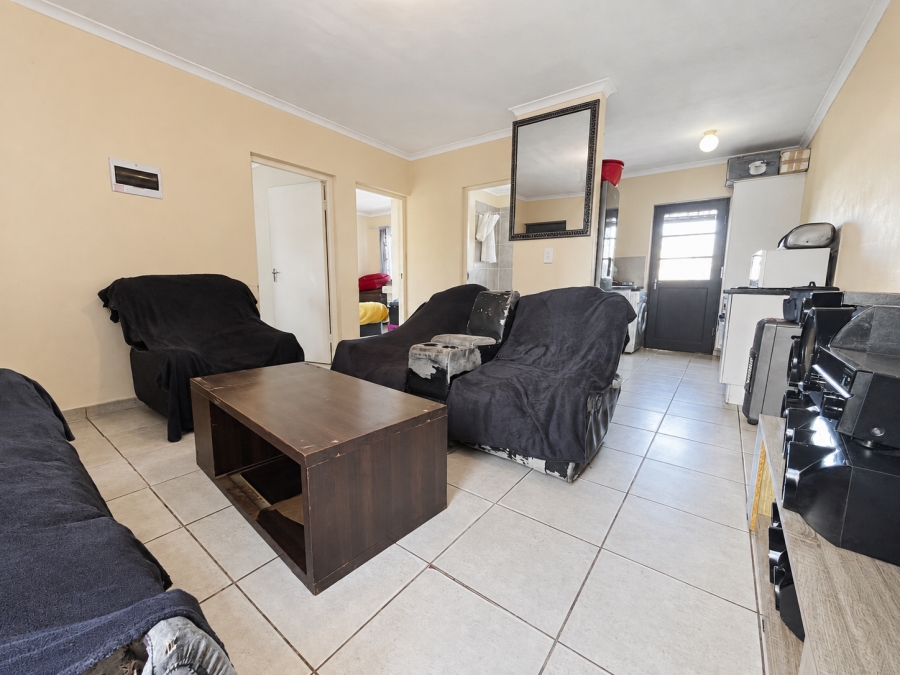 To Let 2 Bedroom Property for Rent in Parklands Western Cape